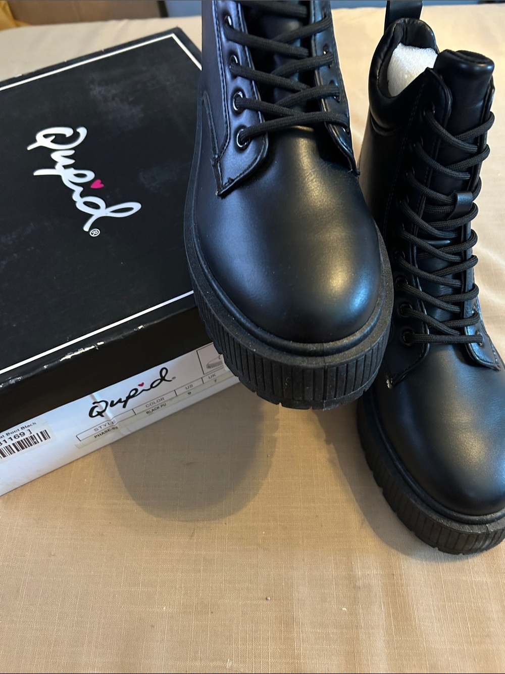 NWT in box Qupid Black Lace-Up Platform Combat Boots